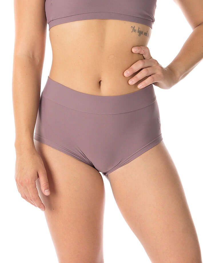 Pole shorts Mandy | Shorts | Color: black | Pole Shorts | Dragonfly Pole Dance Clothing and Bikram Hot Yoga Wear