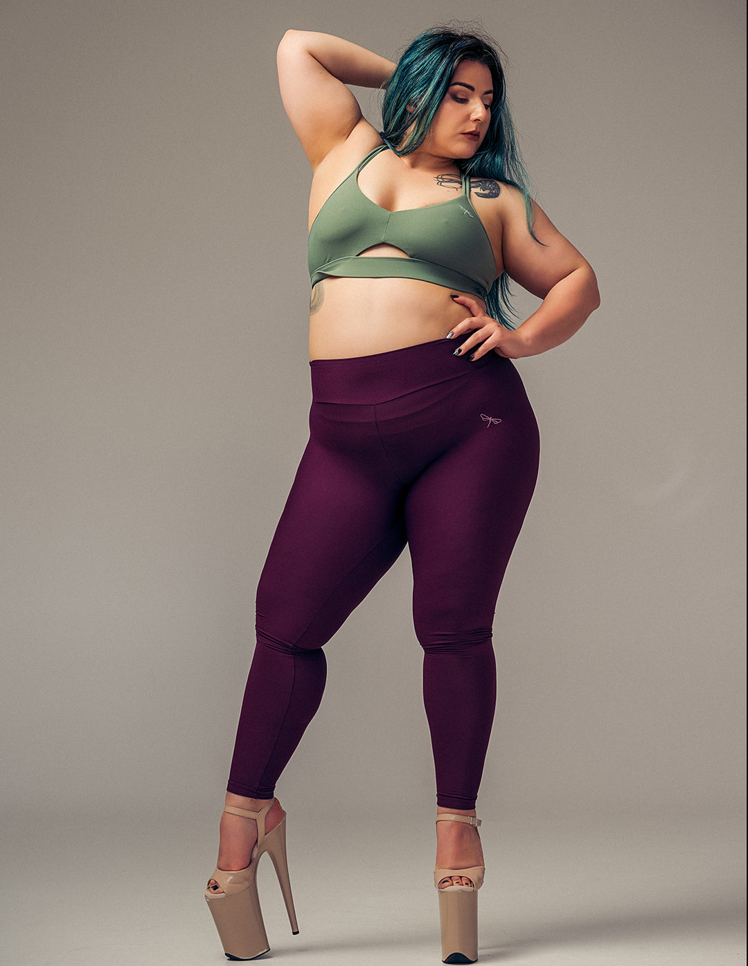 Adriana mid-rise full-length yoga leggings – plum